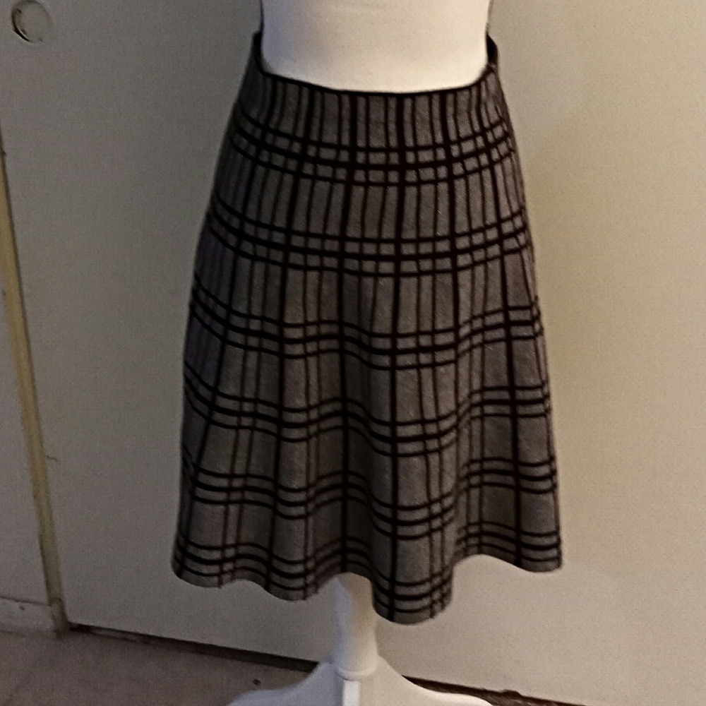 Sz med skirt